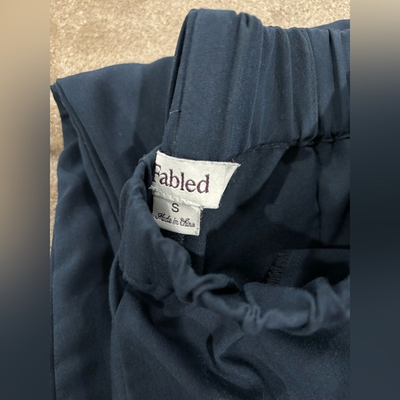 EUC Fabled 3 scrub pants (S), 1 top (M)- DISCONTINUED - Picture 6 of 10